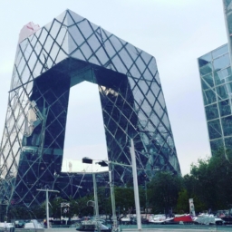北京穆斯林大厦是什么意思(北京穆斯林大厦：融合东西方文化的穆斯林宾馆)
