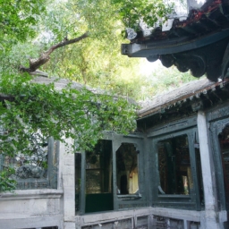 北京四合院是什么人住(北京四合院，一个富有浓郁文化气息的古老建筑群落，它承载了许多丰富的历史和文化内