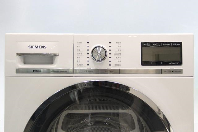 上下叠放的两个洗衣机有什么用洗烘一体机VS独立干衣机