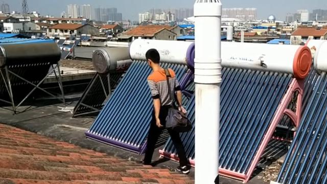 曾经遍布屋顶的太阳能热水器为何现在很少见了原因很简单