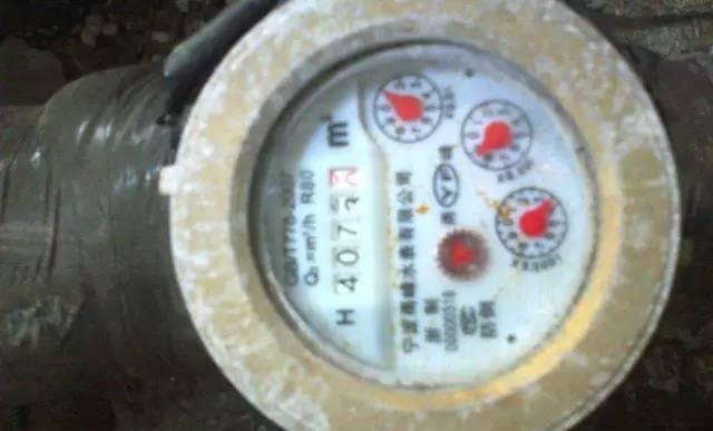 无锡实测热泵热水工程cop约42比电热水器省76