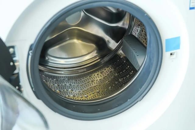 洗衣机上标注的KG指的是干衣还是湿衣答案都不是