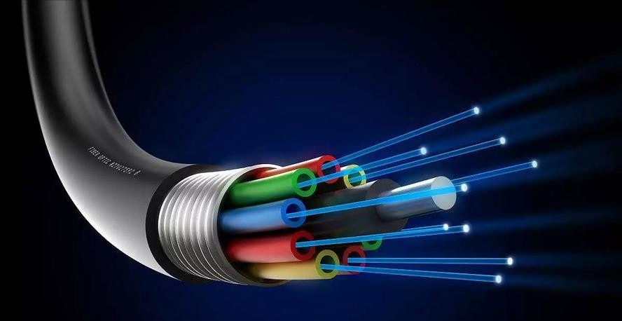 光纤传输对网络建设的贡献？（光纤传输对网络建设的贡献有哪些）