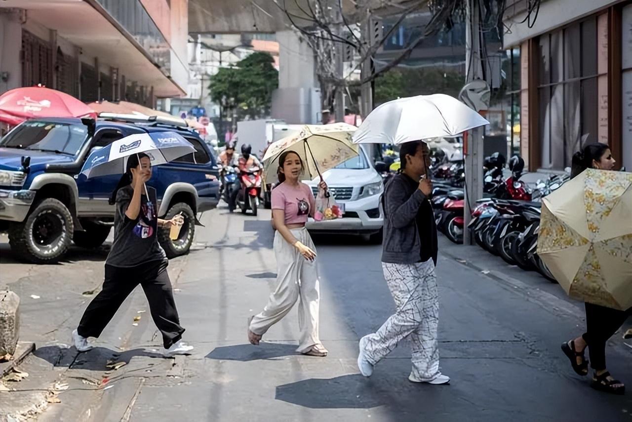 泰国旅游警告：普吉岛高温已达54℃！（泰国普吉岛早晚温差大不）