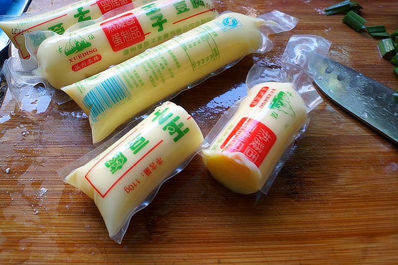 日本豆腐真相揭秘：商家隐瞒配料（日本豆腐的做法和配料视频）