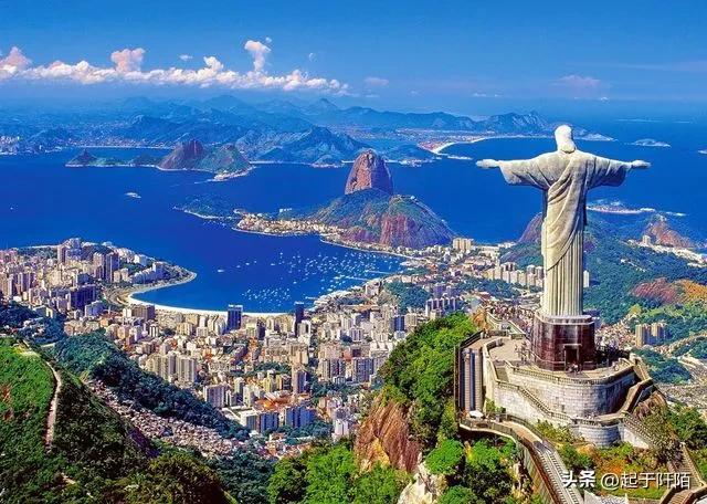 “真实的巴西狂欢之城：探索里约热内卢的真实魅力”（巴西首都由里约热内卢迁往巴西利亚的主要原因）