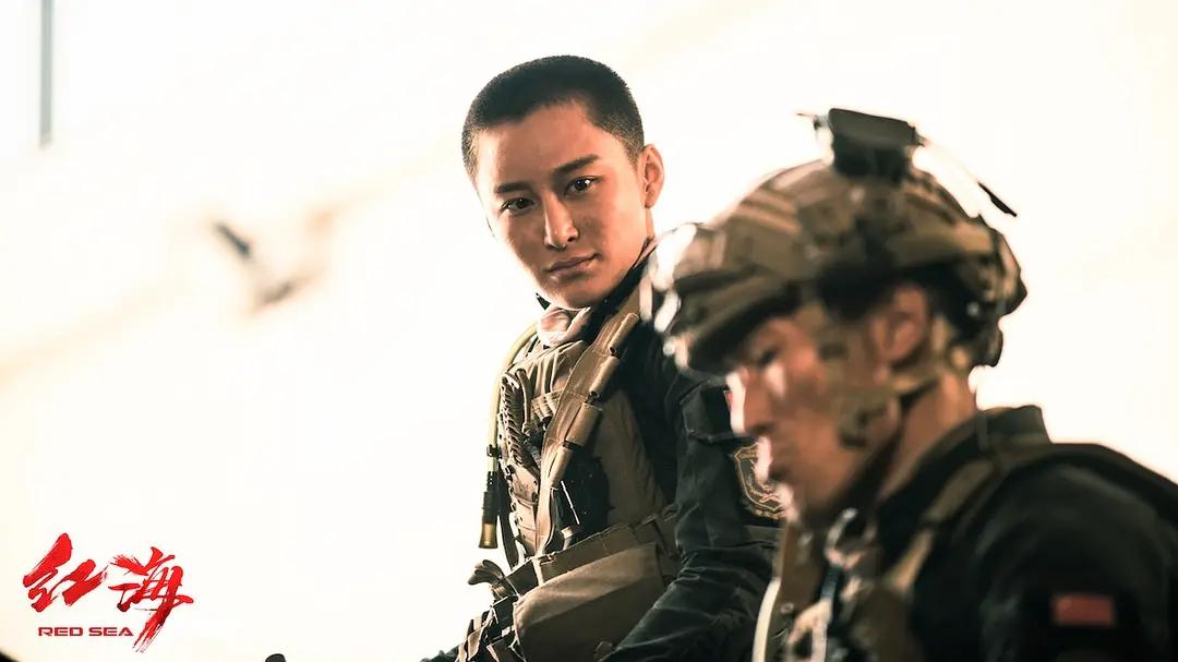《红海行动》四年后，仍是中国现代军事动作片的佼佼者（红海行动中国军事题材电影的骄傲）